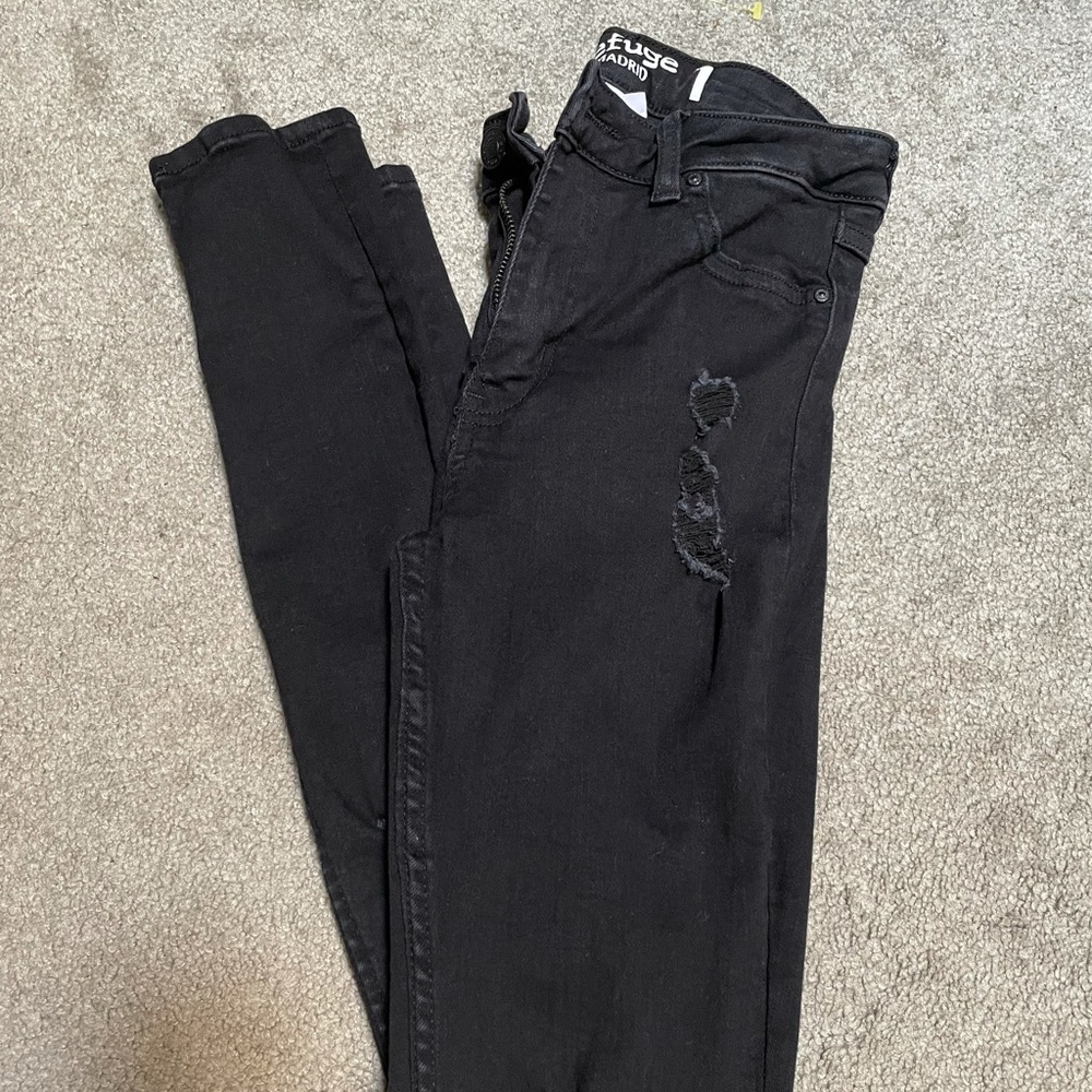 Black skinny ripped jeans
